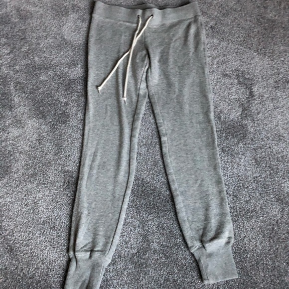 old navy grey sweatpants! - Picture 1 of 2